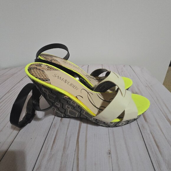 ๐ผ Sam & Libby Colorblock Wedge Sandals | Yellow, Black, White Womens' Size 10 - Picture 8 of 13
